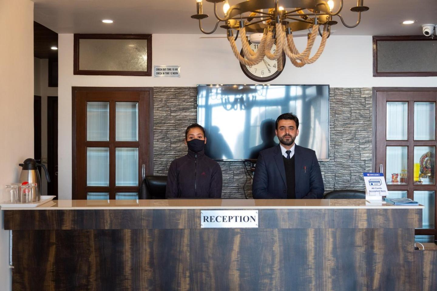 Hotel Park Royale Inn 무소리에 외부 사진