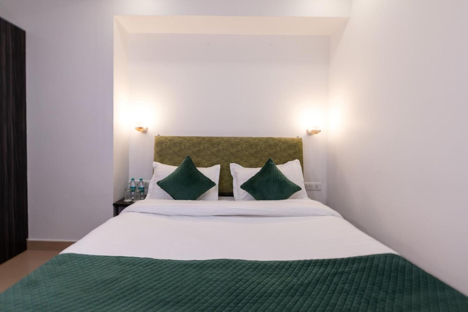 Hotel Park Royale Inn 무소리에 객실 사진